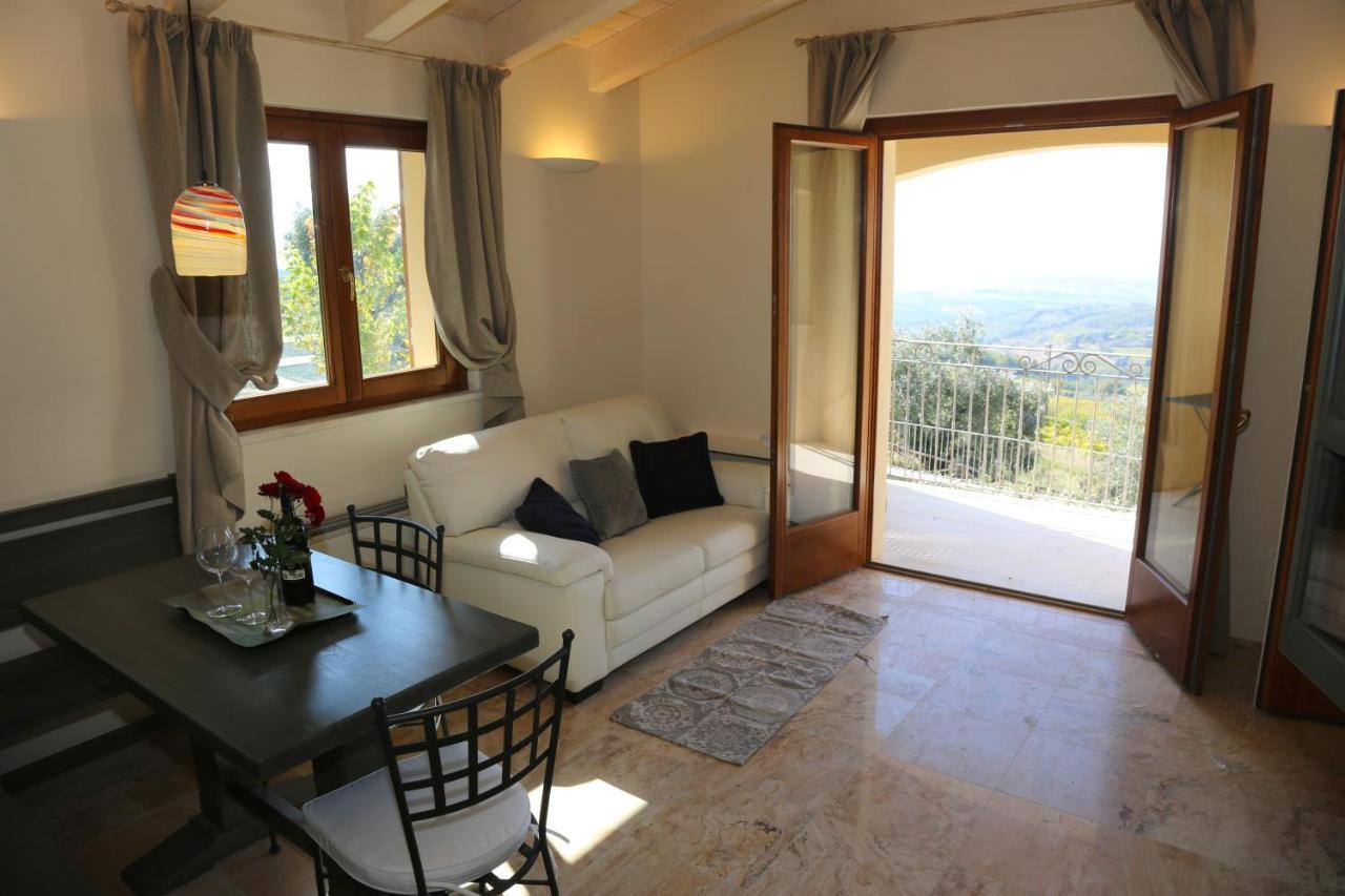 Casa Vacanze Squarcialupi Castellina in Chianti Εξωτερικό φωτογραφία