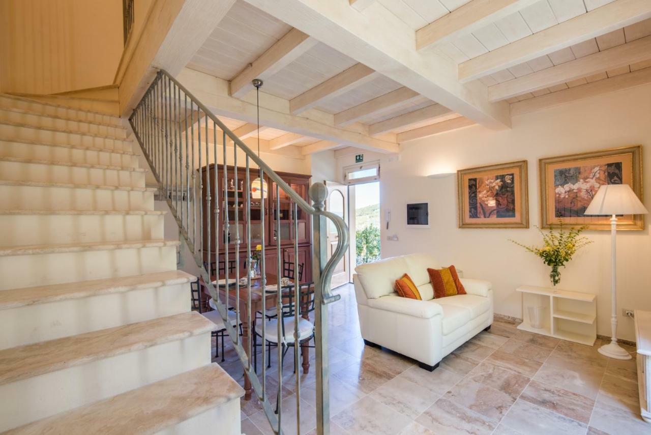 Casa Vacanze Squarcialupi Castellina in Chianti Εξωτερικό φωτογραφία